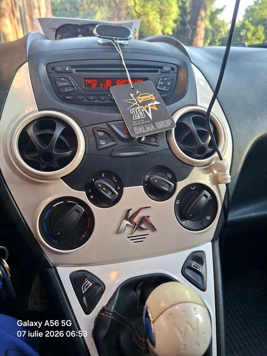 Autoturism de vânzare