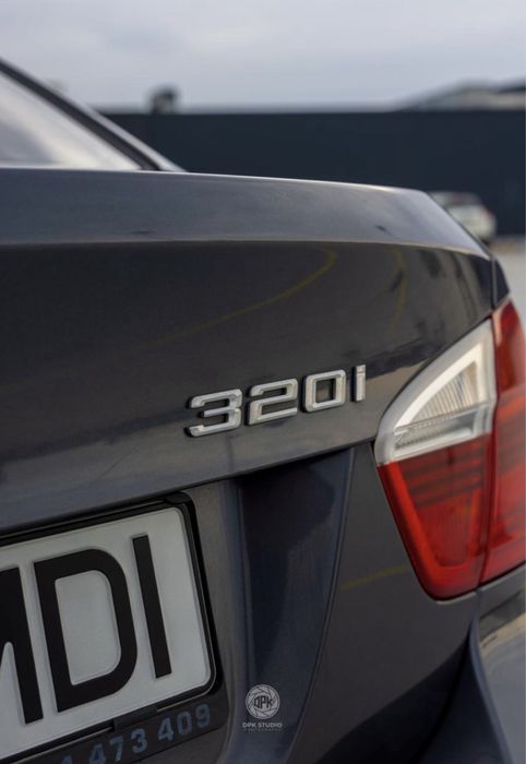 Vănd Bmw 320i Seria 3  E90