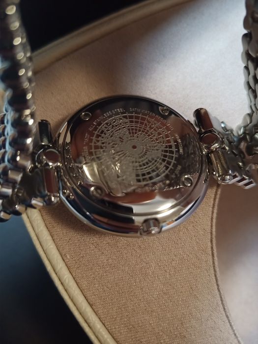 Швейцарски часовник Magellan 1520