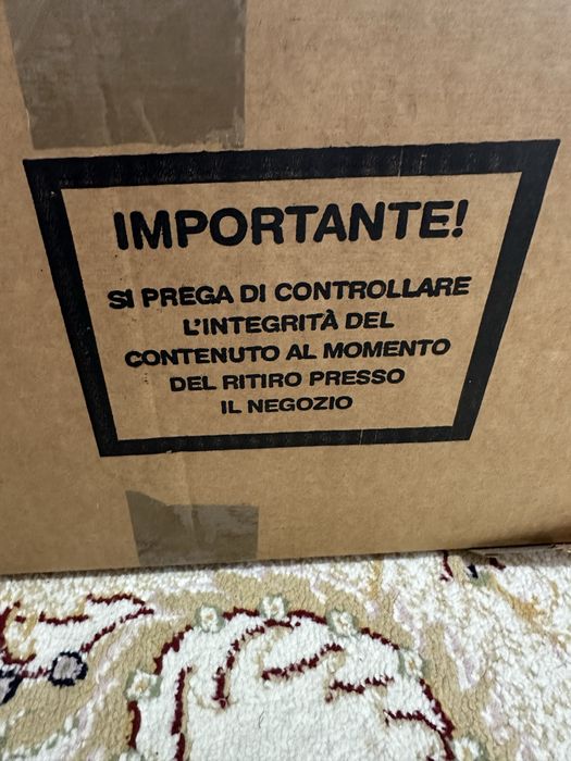 Люстра.   Новая