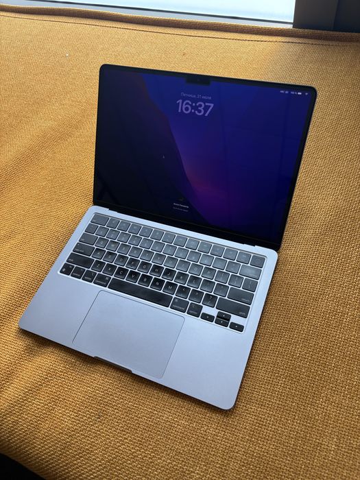 Продаю macbook air M3 24/512 gb