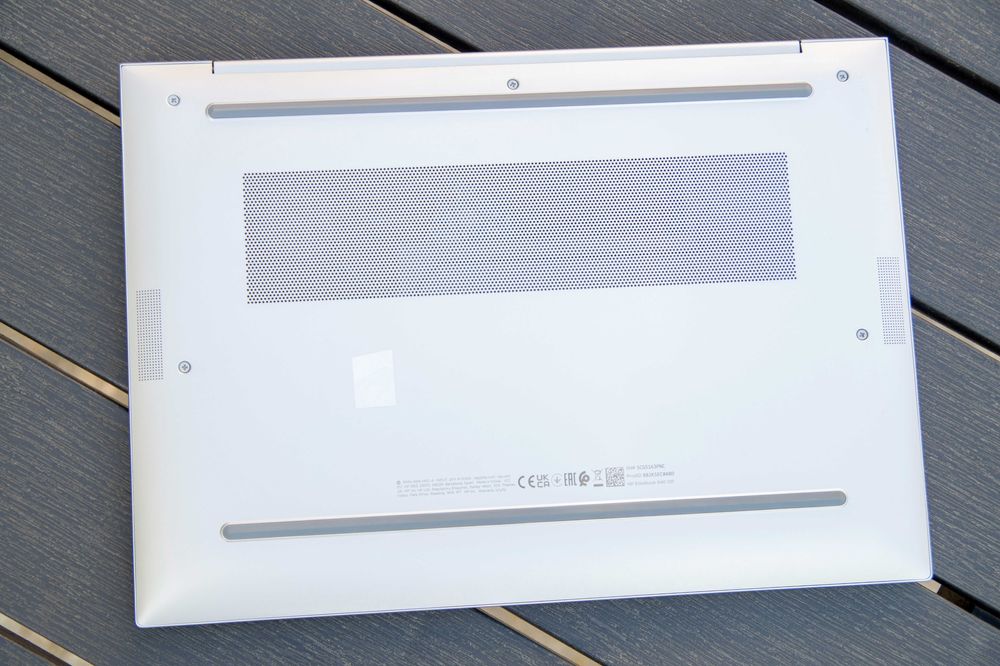 HP EliteBook 840 G11 / Ultra 5 135H / 16GB / 512GB / WUXGA IPS