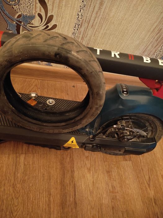 Шина на электро самокат