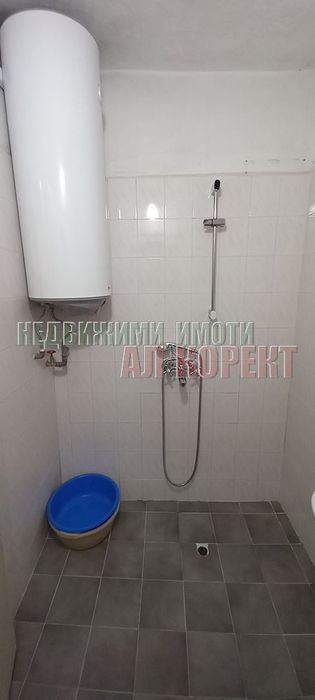 Дава се под наем Тристаен апартамент в Варна, Център - 87 кв.м за 357 € - Снимка #8