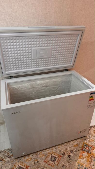 Морозильник продам