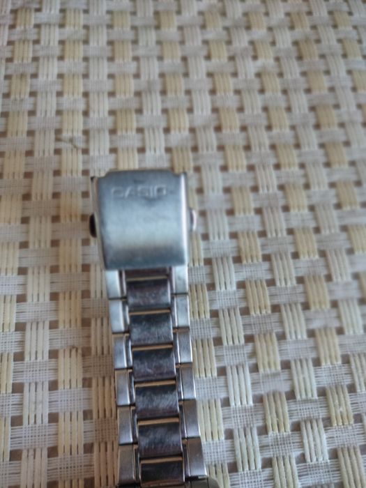 Продам наручные часы Casio MPT 1374