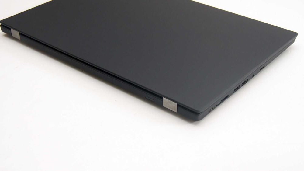 Лаптоп Lenovo ThinkPad P53s i7-8665U 16GB 512GB P520 FHD ГАРАНЦИЯ