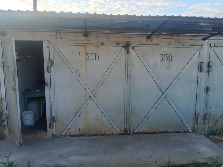 Гараж на ветеране