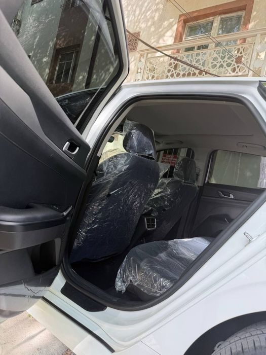 Kia k 5 2022 yili oq.