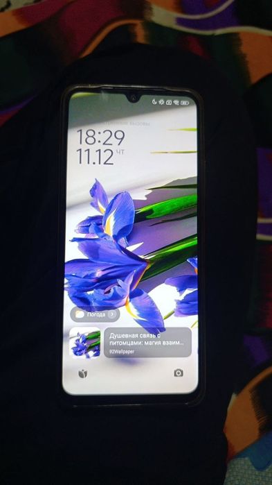 Redmi 14 C xaman joyi radnoy ayol kishi ishlatgan