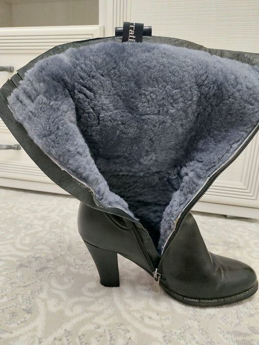 Продам зимние сапоги