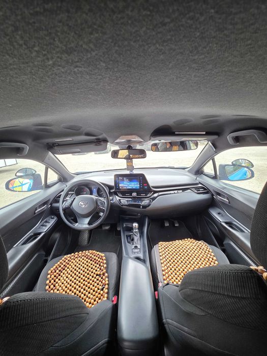 Toyota C-HR 1.8 Hybrid 125000km Garantie Toyota pana la 2000.000km unic proprietar  Agreeata scoala de soferi