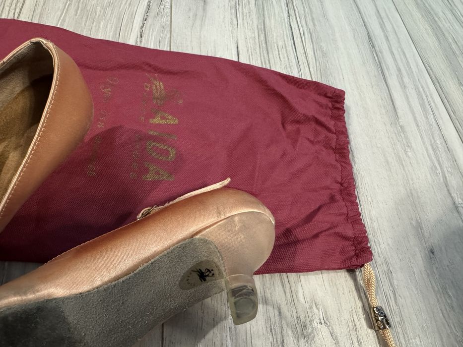 Обувки за стандартни танци Aida, 36