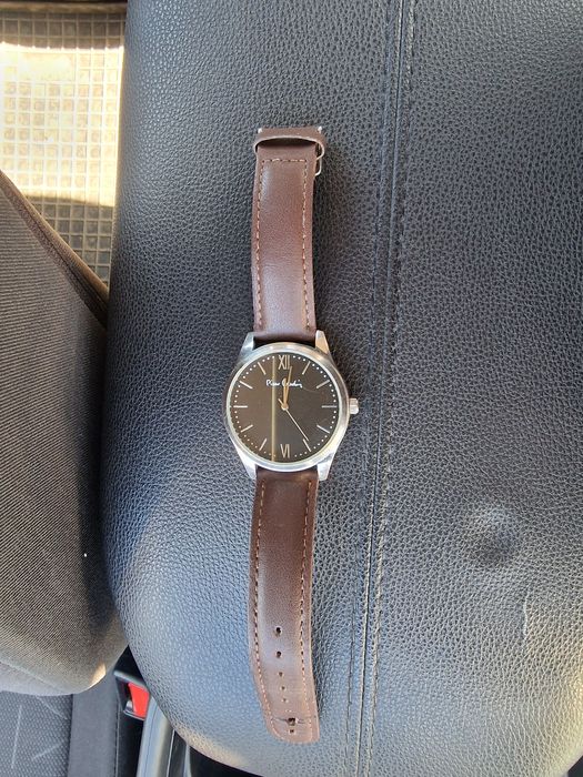 Pierre cardin часовник