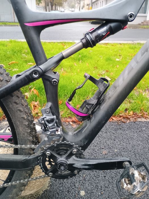 Vand bicicleta Specialized full suspension