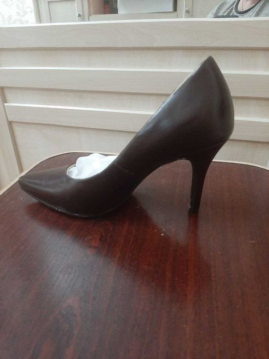 женская и мужская обувь не дорого