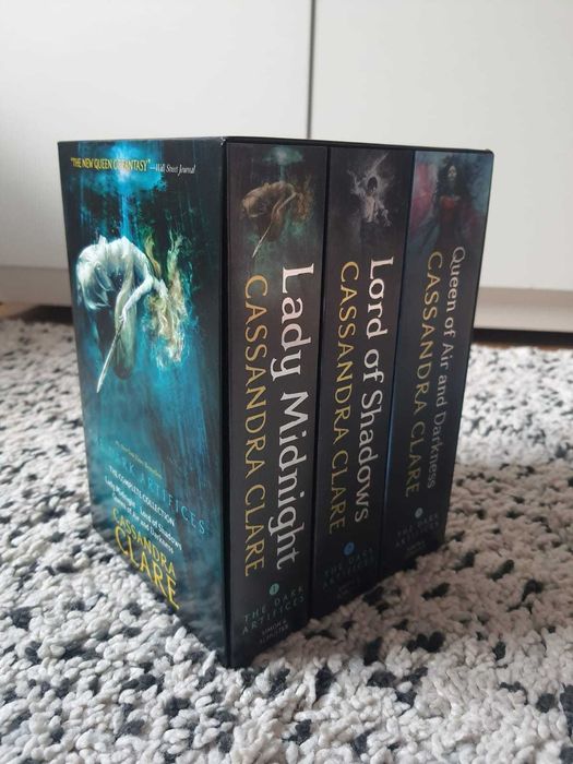 Carti adolescenti - “The Dark Artifices” de Cassandra Clare