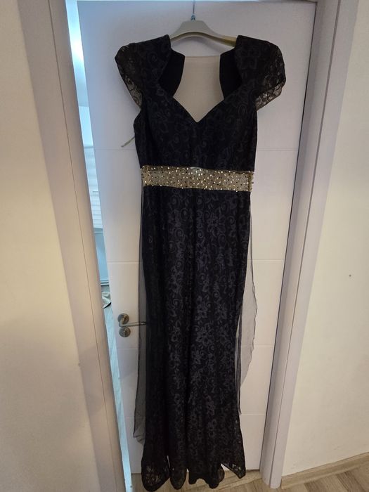 Rochie lunga dantela