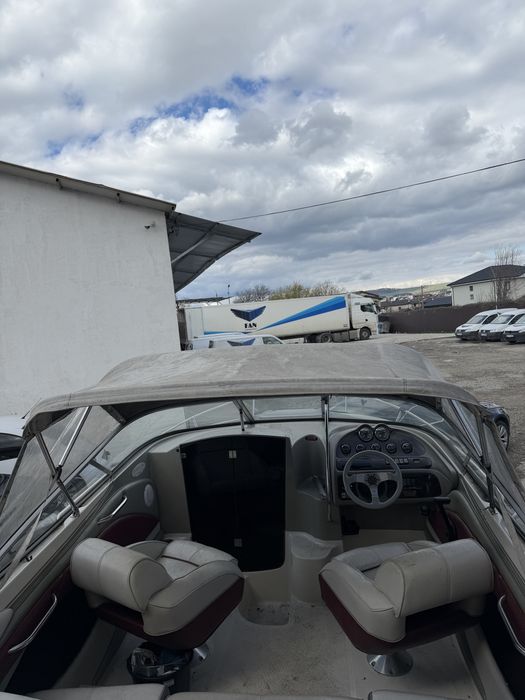 Barca Maxum 2100 ( cabinata ) / 5.7L in board