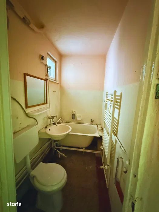 Apartament 2 camere, 42 mp, Bailesti, Central