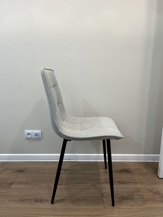 Продам стулья кухонные