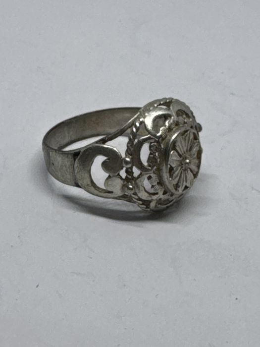 сребърен дамски пръстен 4.44гр 925