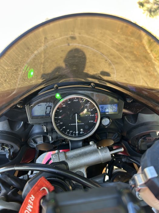 Yamaha R1/RN12 2006