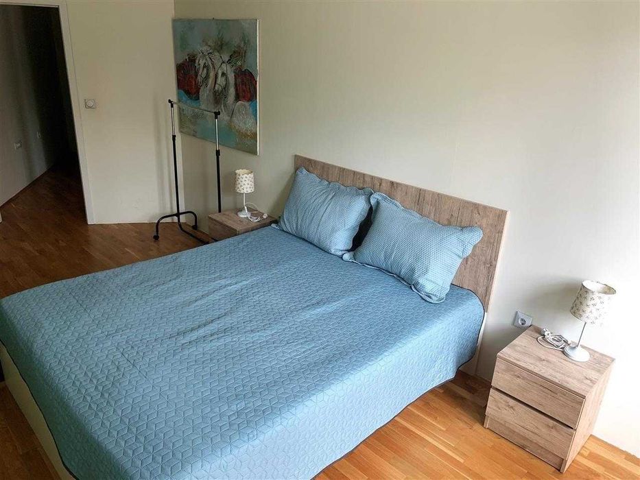 Дава се под наем Двустаен апартамент в Бургас, Лазур - 57 кв.м за 204 € - Снимка #2