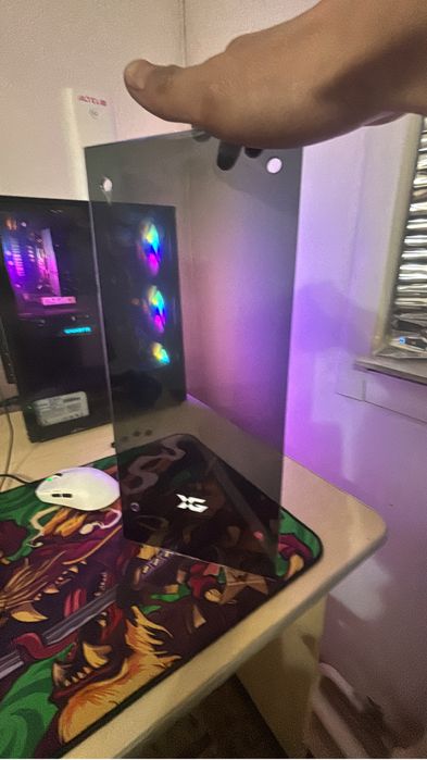 Обменяю стекло на решетку от лицевой стороны пк