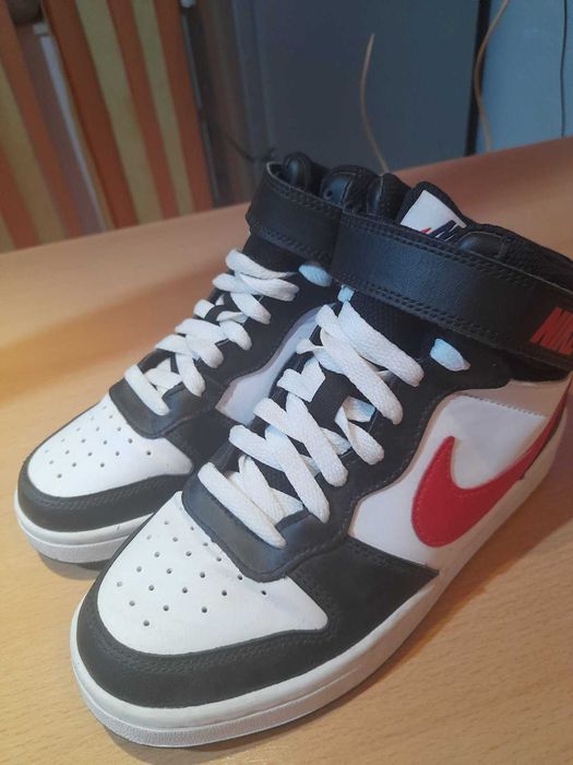 Оригинални Nike, спортни обувки Court Borough
