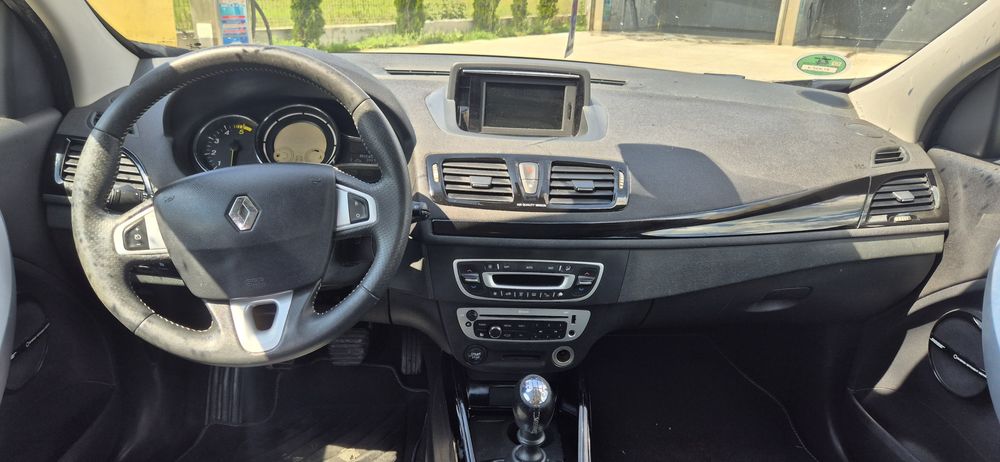 Renault megane Bose euro 5 2012