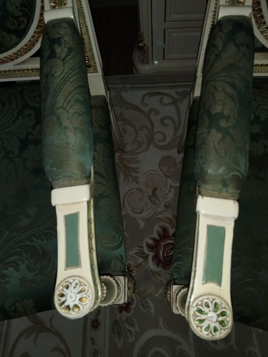 Стулья-кресла !!!