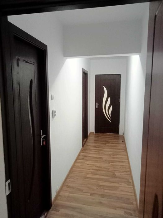Apartament 3 camere decomandat 70 mp