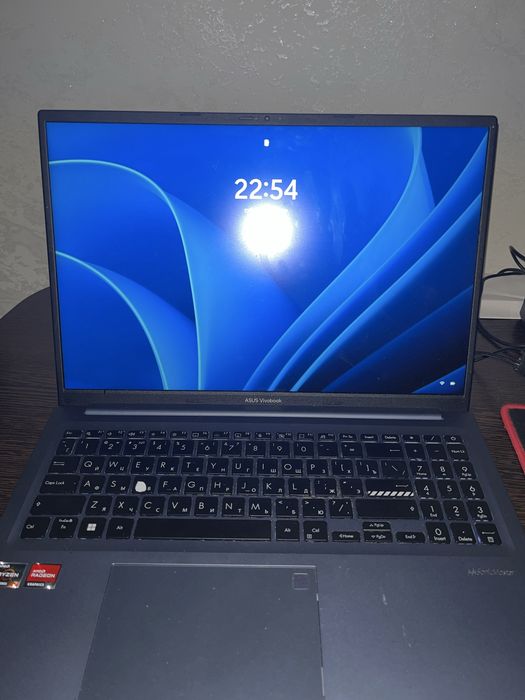 Asus  vivobook m1603qa