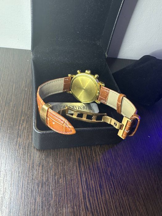 Золотые часы Geneve 750пробы