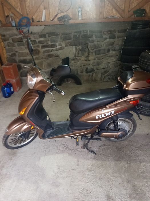 Scuter electric de vanzare