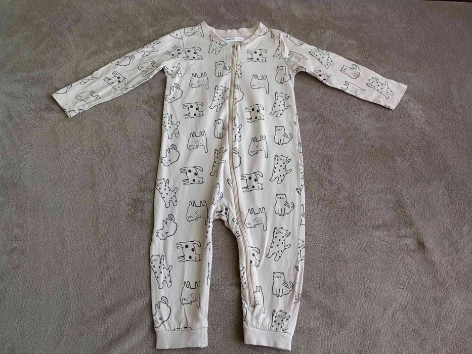 Лот дрехи за момиче 12-18м - 12бр.