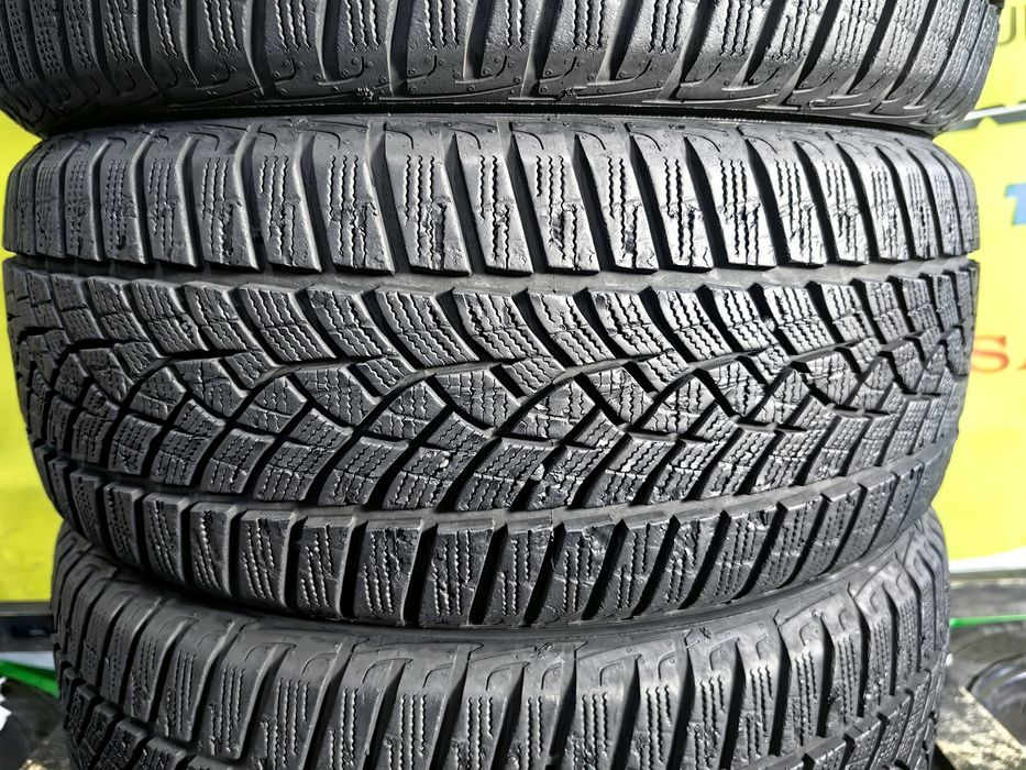 4buc 225/45R18 Goodyear 8,1-7,5mm stare foarte buna