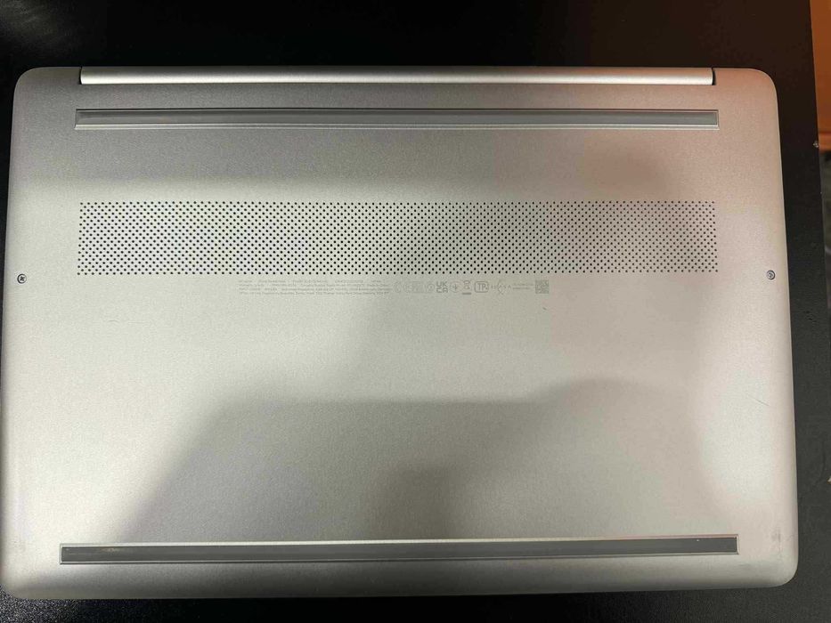 Hope Amanet P5-Laptop HP 15-EQ2052NQ ,Ryzen 5 5500/16 RAM /512 GB SSD