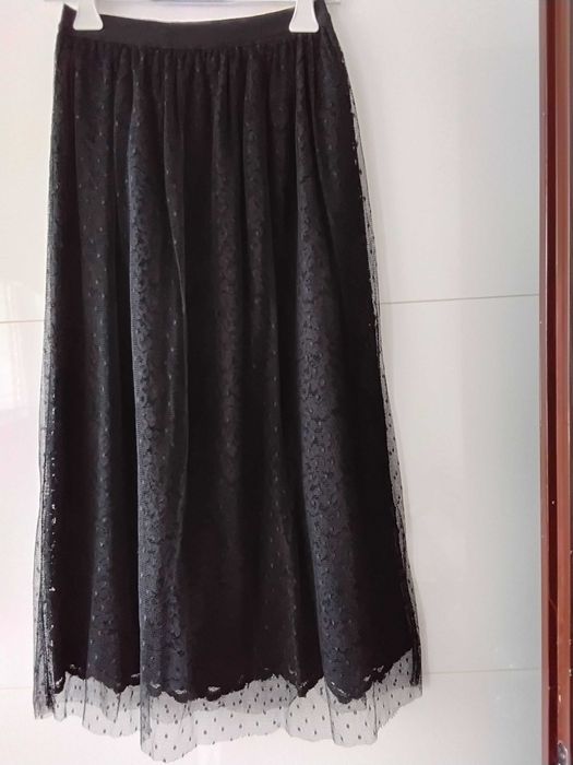 Черна дамска пола,,BLUMARINE", номер S, цена 15 евро