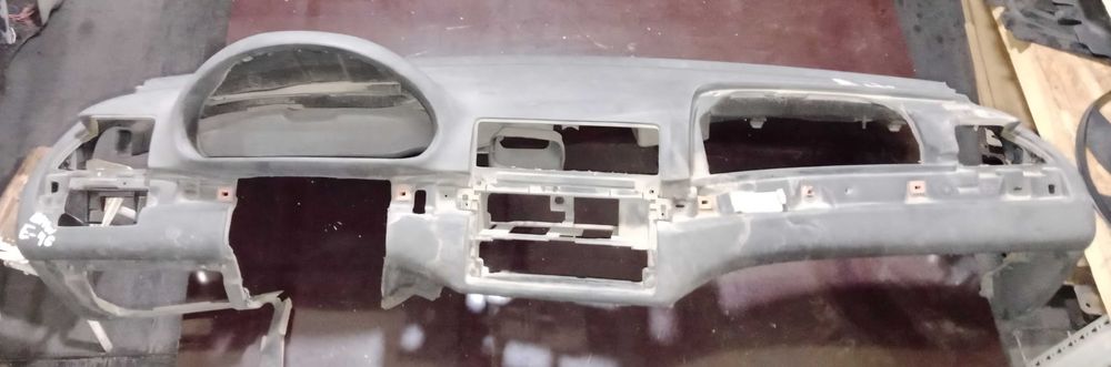 TitanAuto BMW 3 series E46 торпедо