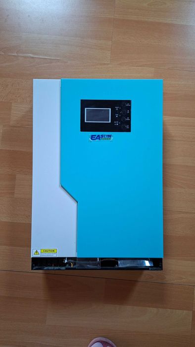 Invertor solar hibrid EASUN Power ISOLAR SML II 3.5KW – Second Hand