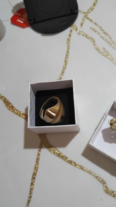 Продается золота