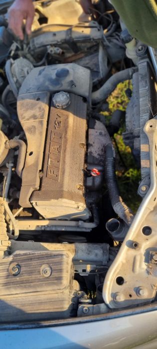 1.4 или 1.6 12v  fiat brava на части