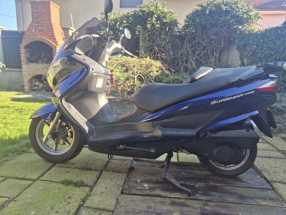 Scuter Suzuki Burgman 200