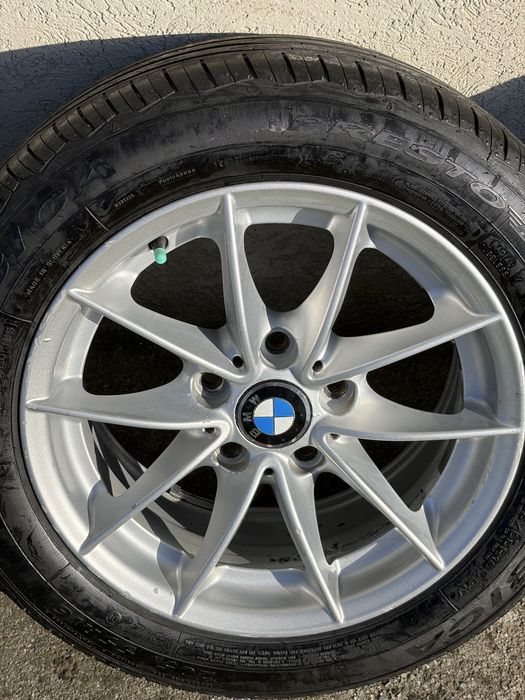 Jeante bmw dimensiunea 205/55r16 cu anvelope
