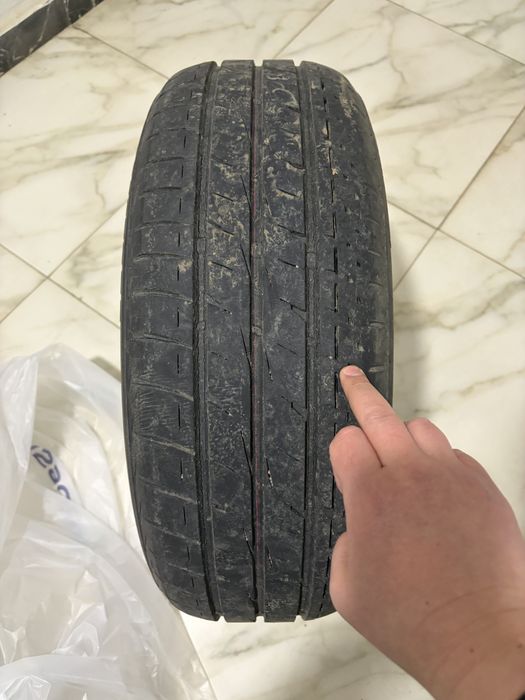 Продам летнию резину 215/60/R16