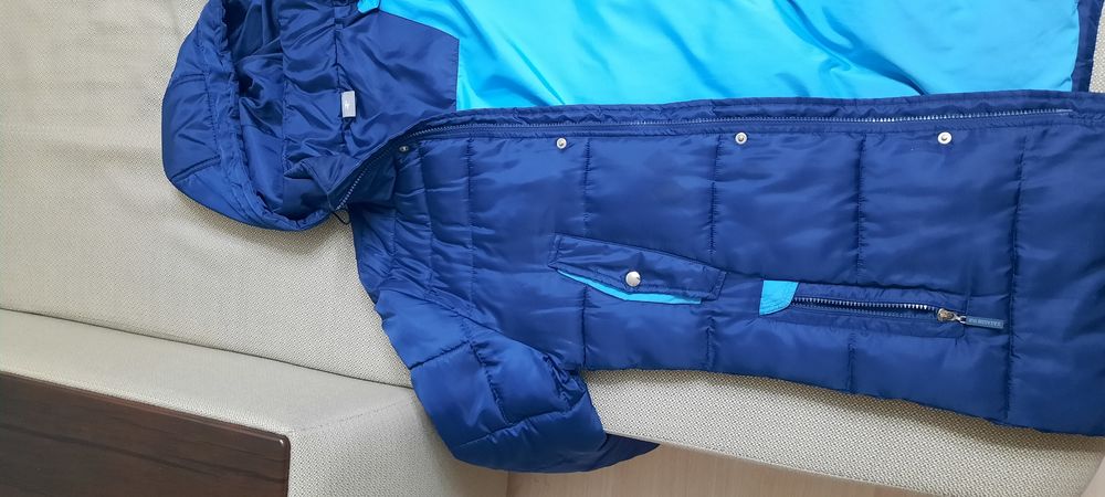 Продам зимнюю куртку