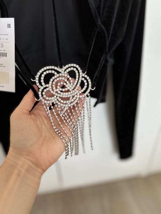 Top din catifea Bershka nou