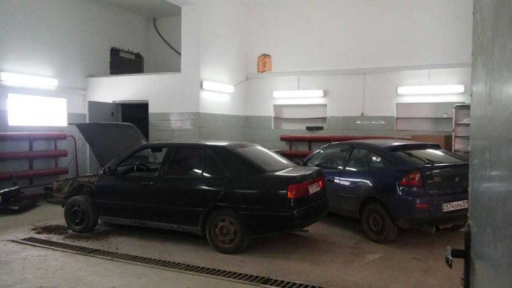 Сдам в аренду тёплый бокс  , 150м2, 100м2